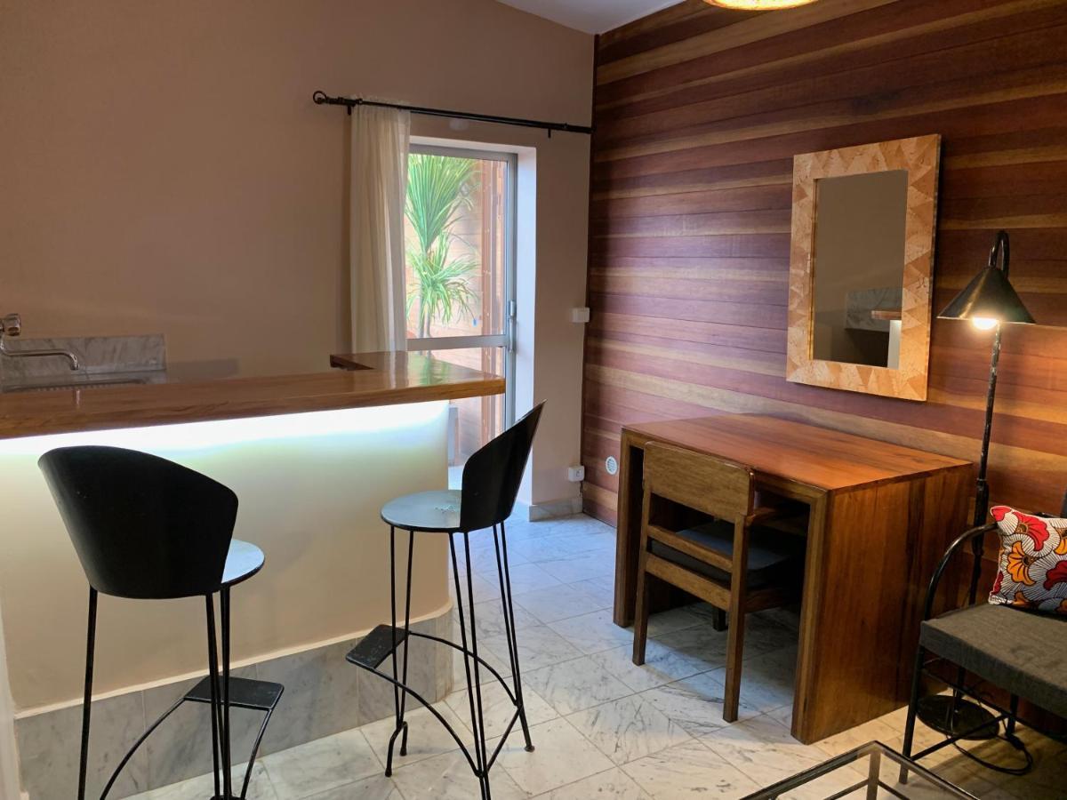 Le Lodge Des Almadies Дакар Екстериор снимка