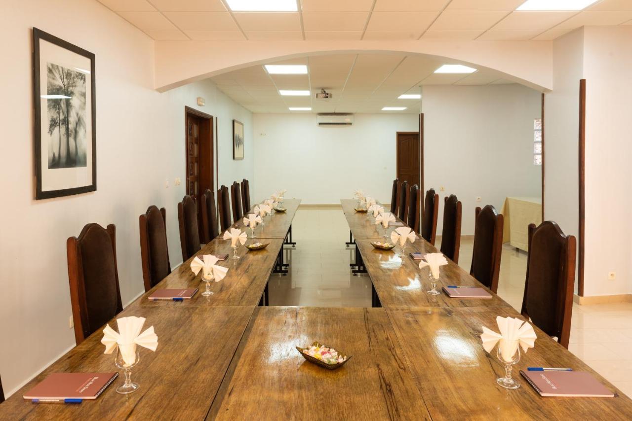 Le Lodge Des Almadies Дакар Екстериор снимка