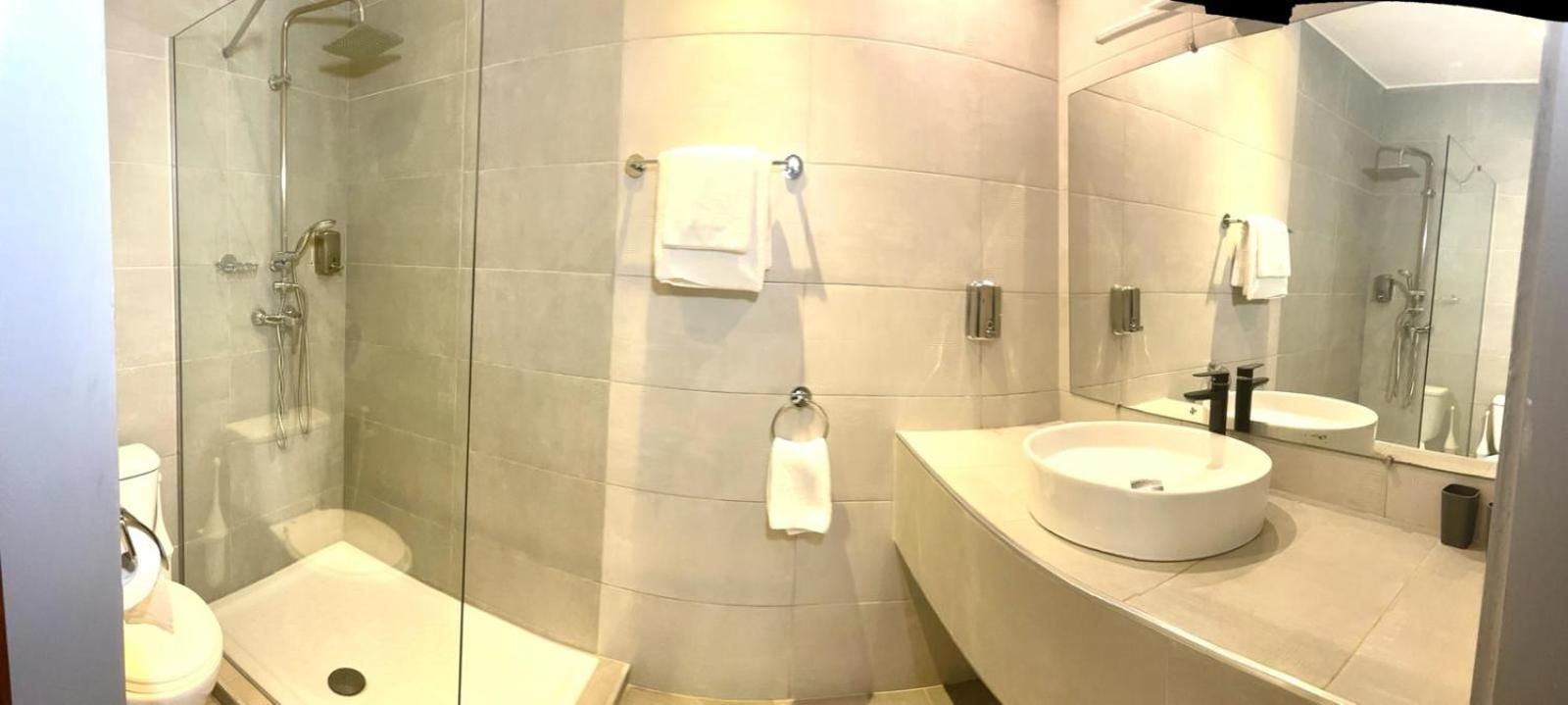 Le Lodge Des Almadies Дакар Екстериор снимка