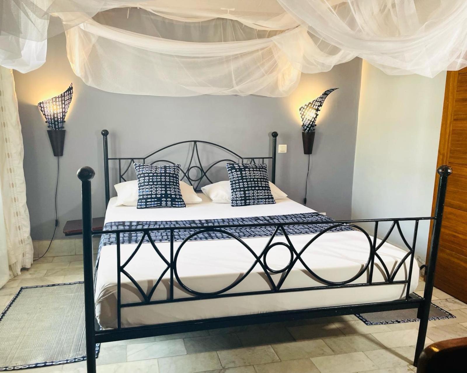 Le Lodge Des Almadies Дакар Екстериор снимка