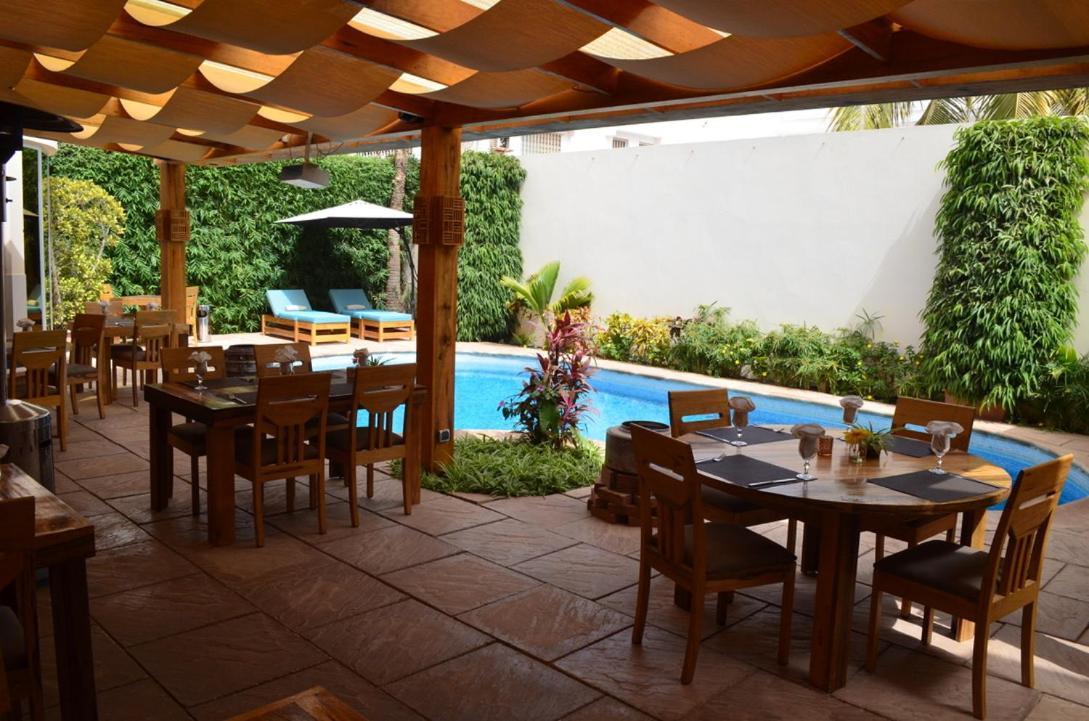 Le Lodge Des Almadies Дакар Екстериор снимка