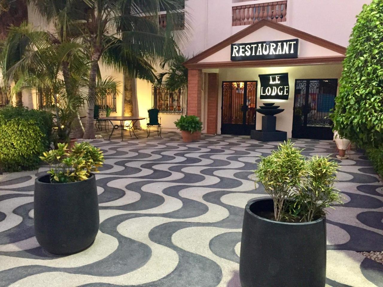 Le Lodge Des Almadies Дакар Екстериор снимка