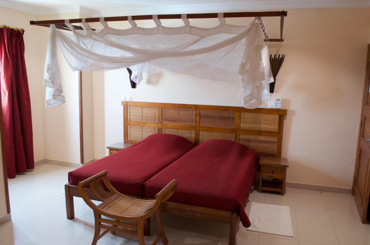 Le Lodge Des Almadies Дакар Екстериор снимка